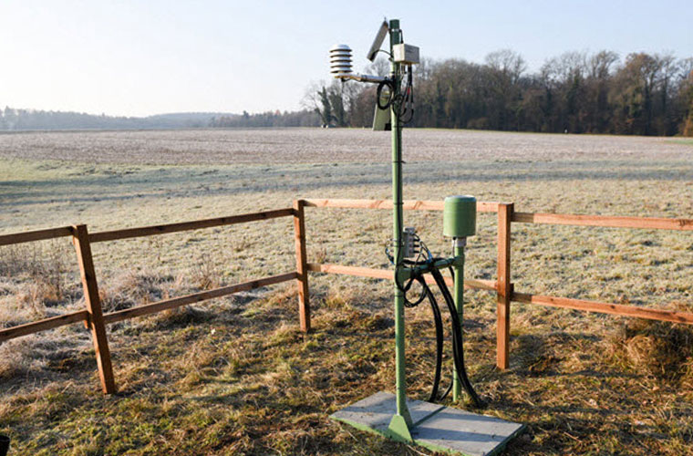 Soil moisture and precipitation monitoring station