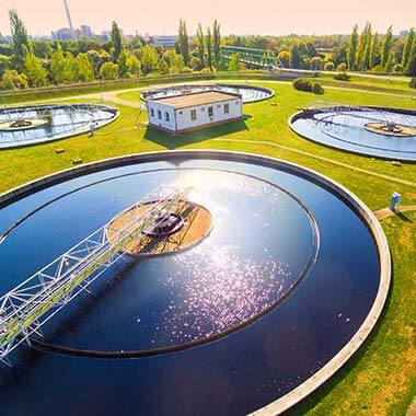 This equalization basin is an important step in water treatment. Monitoring dissolved oxygen ensures that effluent water contains enough replenished dissolved oxygen.